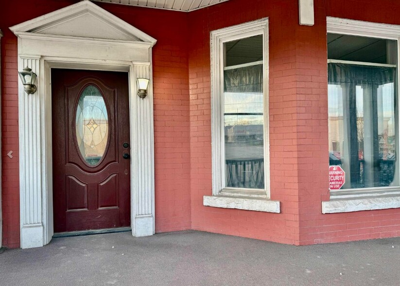 321 & 321 1/2 Fairmont Ave, Fairmont, WV à vendre - Photo de l’immeuble – Image 2 sur 2