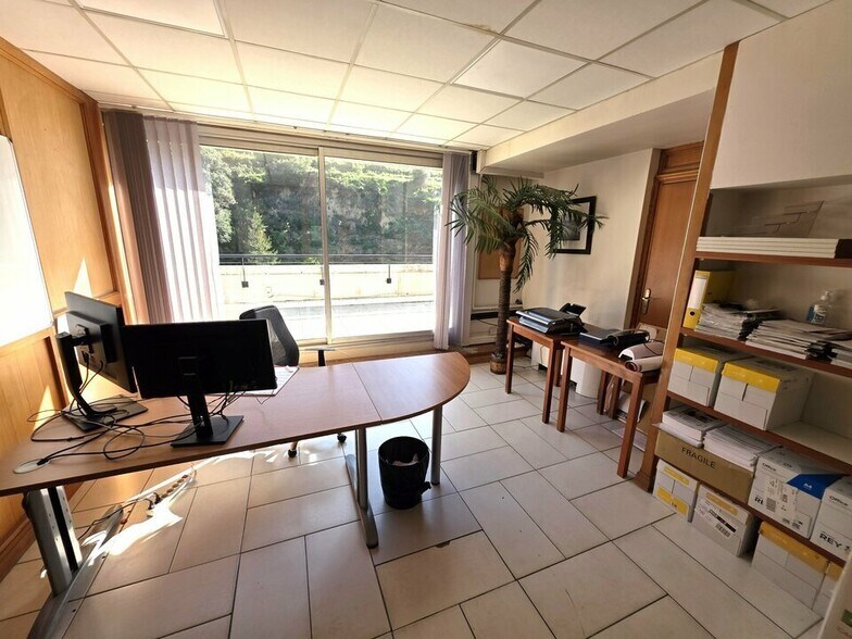 Bureau dans Nice à louer - Photo intérieure – Image 2 sur 12