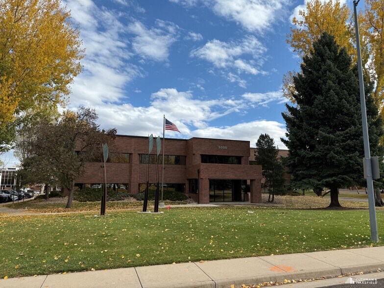 3350 Eastbrook Dr, Fort Collins, CO à louer - Photo de l’immeuble – Image 2 sur 6