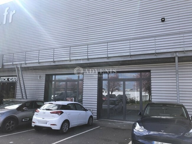 Plus de détails pour Local commercial à louer