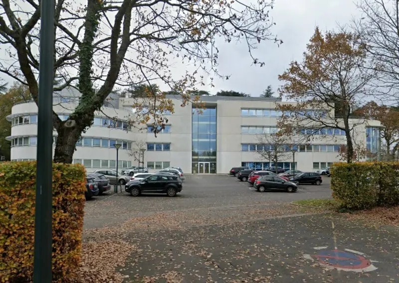 Bureau dans Carquefou à louer - Photo de l’immeuble – Image 1 sur 1