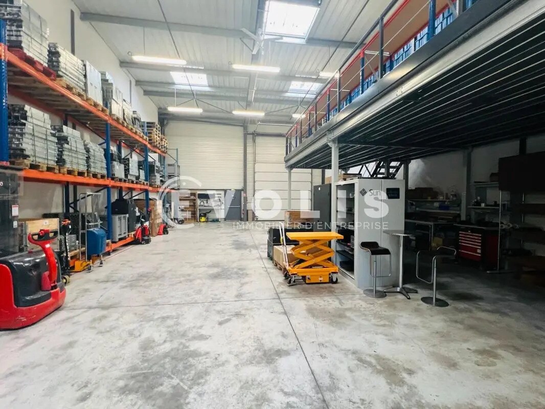 Local d'activités dans Moissy-Cramayel à vendre Photo intérieure– Image 1 sur 6