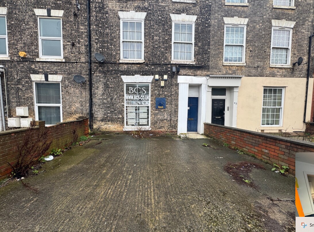 64 Spring Bank, Hull à louer Photo principale– Image 1 sur 3
