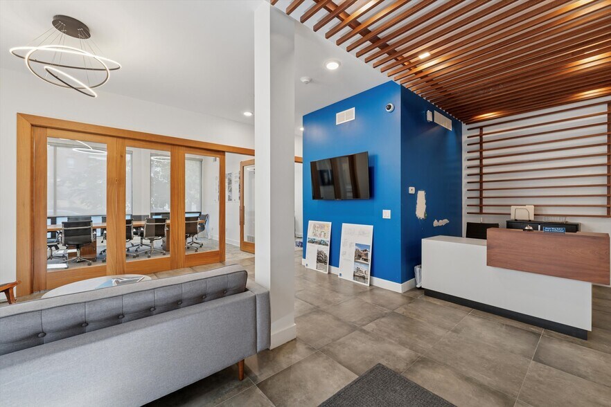 1225 N 7th St, Philadelphia, PA à louer - Photo de l’immeuble – Image 2 sur 37