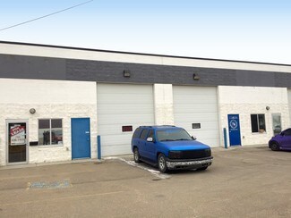 Plus de détails pour 11625-11633 145 St NW, Edmonton, AB - Industriel/Logistique à louer