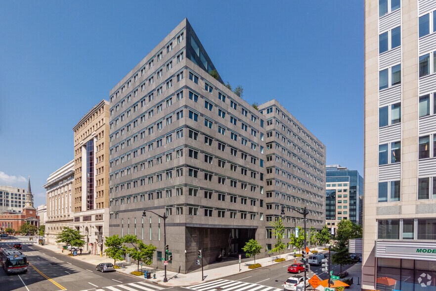 1200 New York Ave NW, Washington, DC à louer - Photo de l’immeuble – Image 1 sur 4