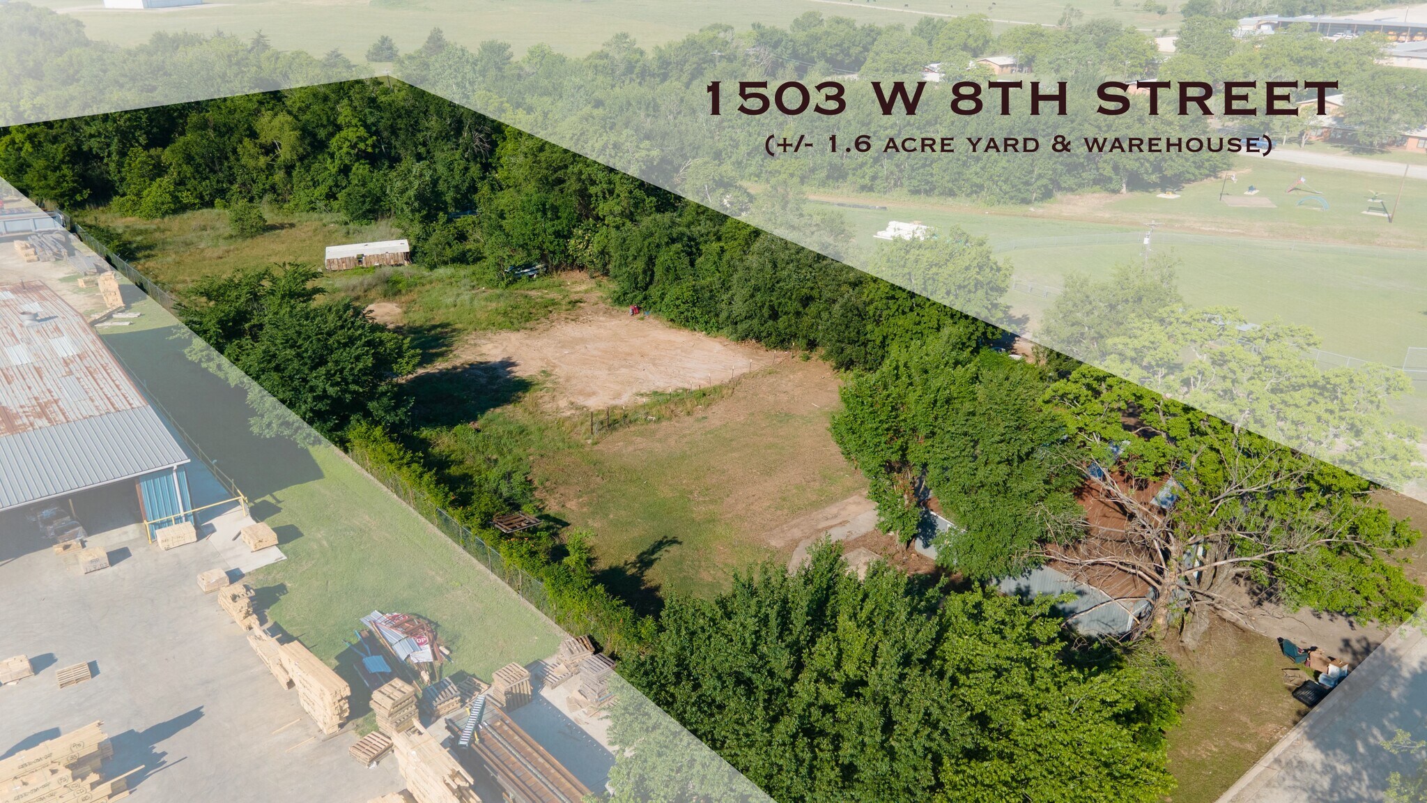 1503 W 8th St, Caldwell, TX à vendre Photo principale– Image 1 sur 11