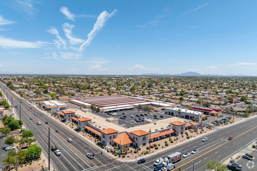 2815 S Alma School Rd, Mesa, AZ à louer - Photo de l’immeuble – Image 2 sur 14