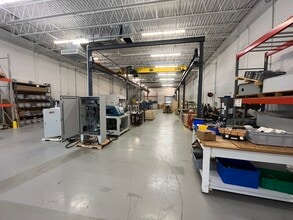 3 Pearl Ct, Allendale, NJ à louer Photo intérieure– Image 2 sur 15