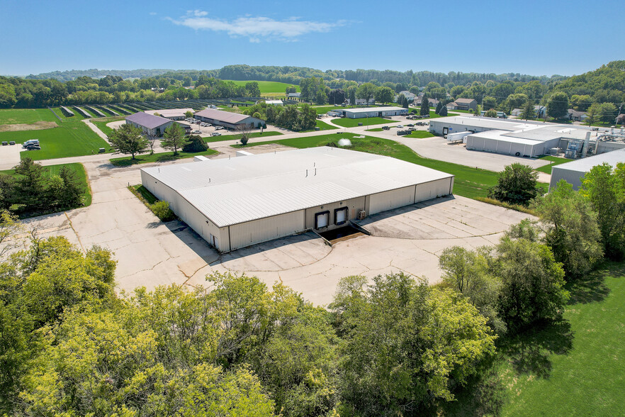 761 N Parkway St, Jefferson, WI à vendre - Photo de l’immeuble – Image 3 sur 8