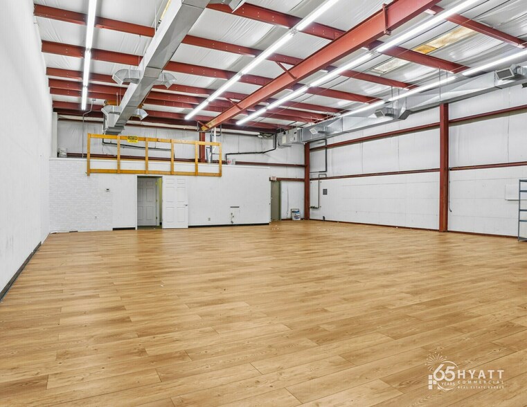 43935 Commerce Ave, Hollywood, MD à louer - Photo de l’immeuble – Image 2 sur 9