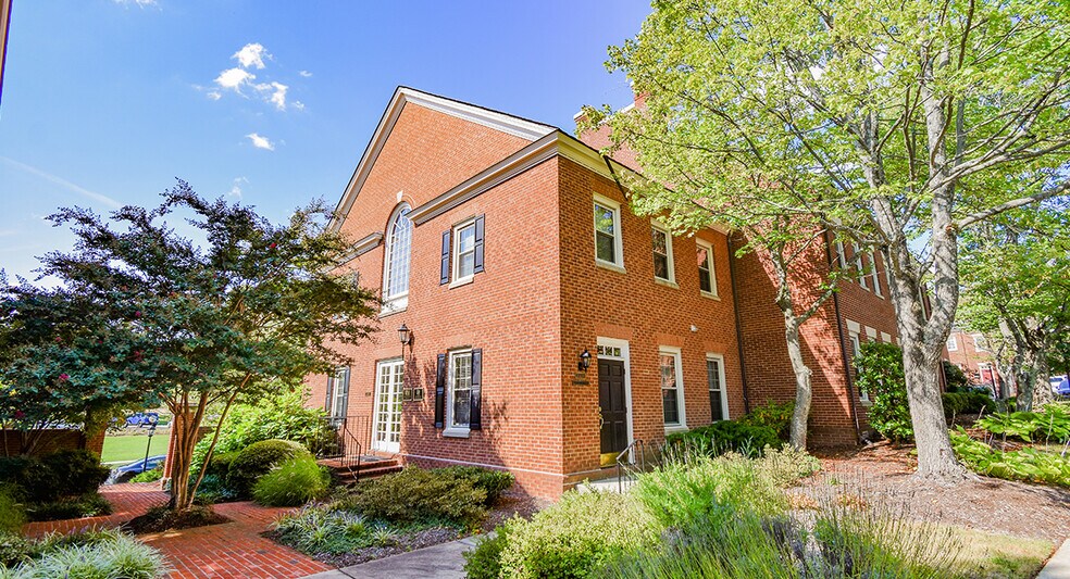 10480-10486 Armstrong St, Fairfax, VA à vendre - Photo de l’immeuble – Image 1 sur 3