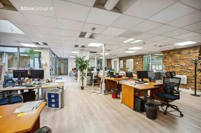 Bureau dans Paris à louer - Photo de l’immeuble – Image 3 sur 10