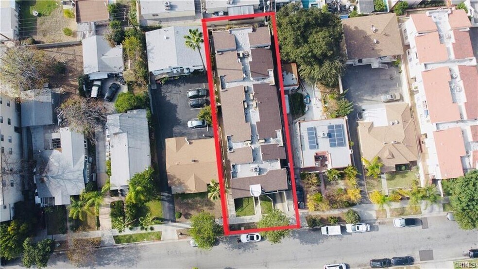 421 Porter St, Glendale, CA à vendre - Photo de l’immeuble – Image 2 sur 3