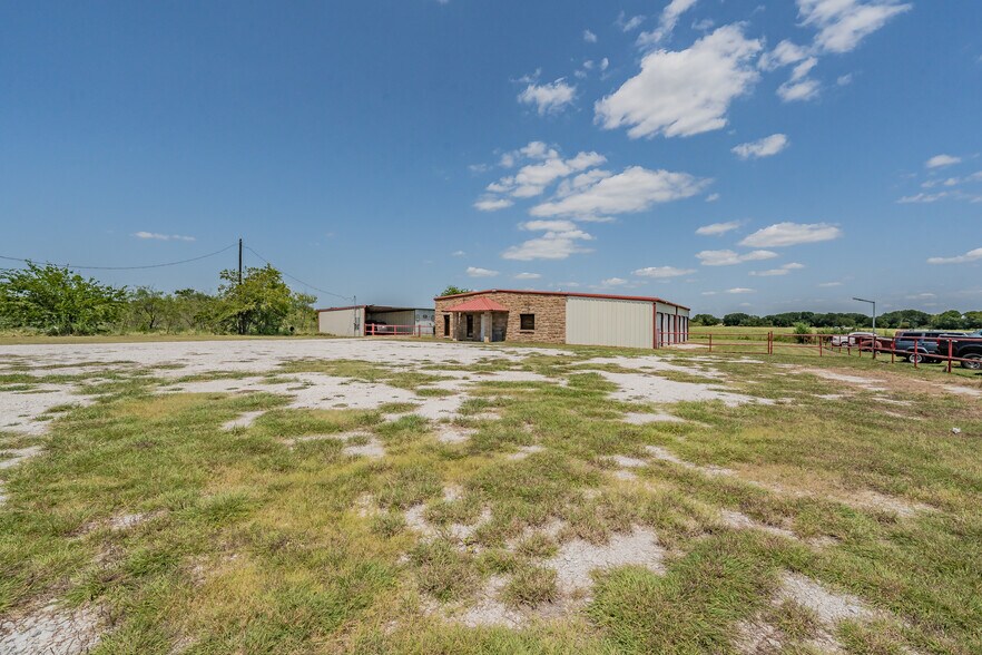 4444 FM 933, Whitney, TX à vendre - Photo de l’immeuble – Image 2 sur 53