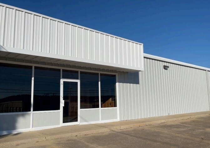 125 Porter Industrial Rd, Clarksville, AR à louer - Photo de l’immeuble – Image 2 sur 9