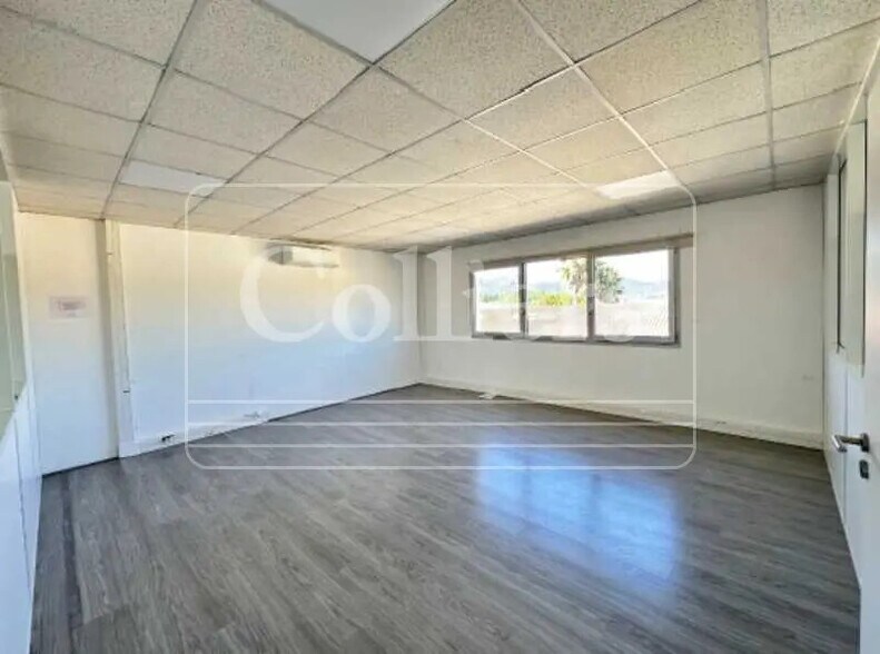 Bureau dans Aubagne à louer - Photo intérieure – Image 2 sur 7
