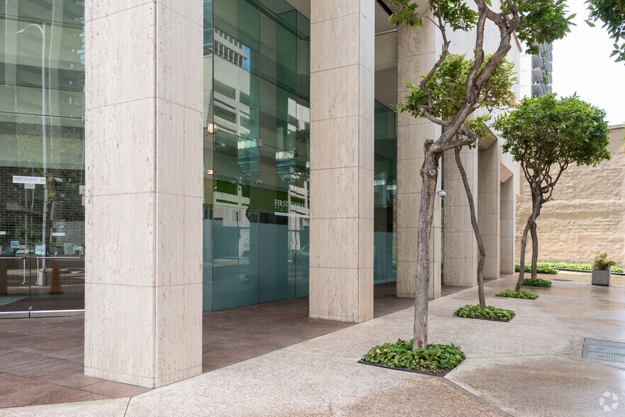201 Merchant St, Honolulu, HI à louer - Hall d’entrée – Image 2 sur 9