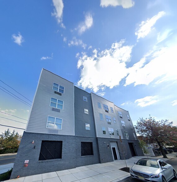 369-379 18th Ave, Newark, NJ à vendre - Photo principale – Image 1 sur 1