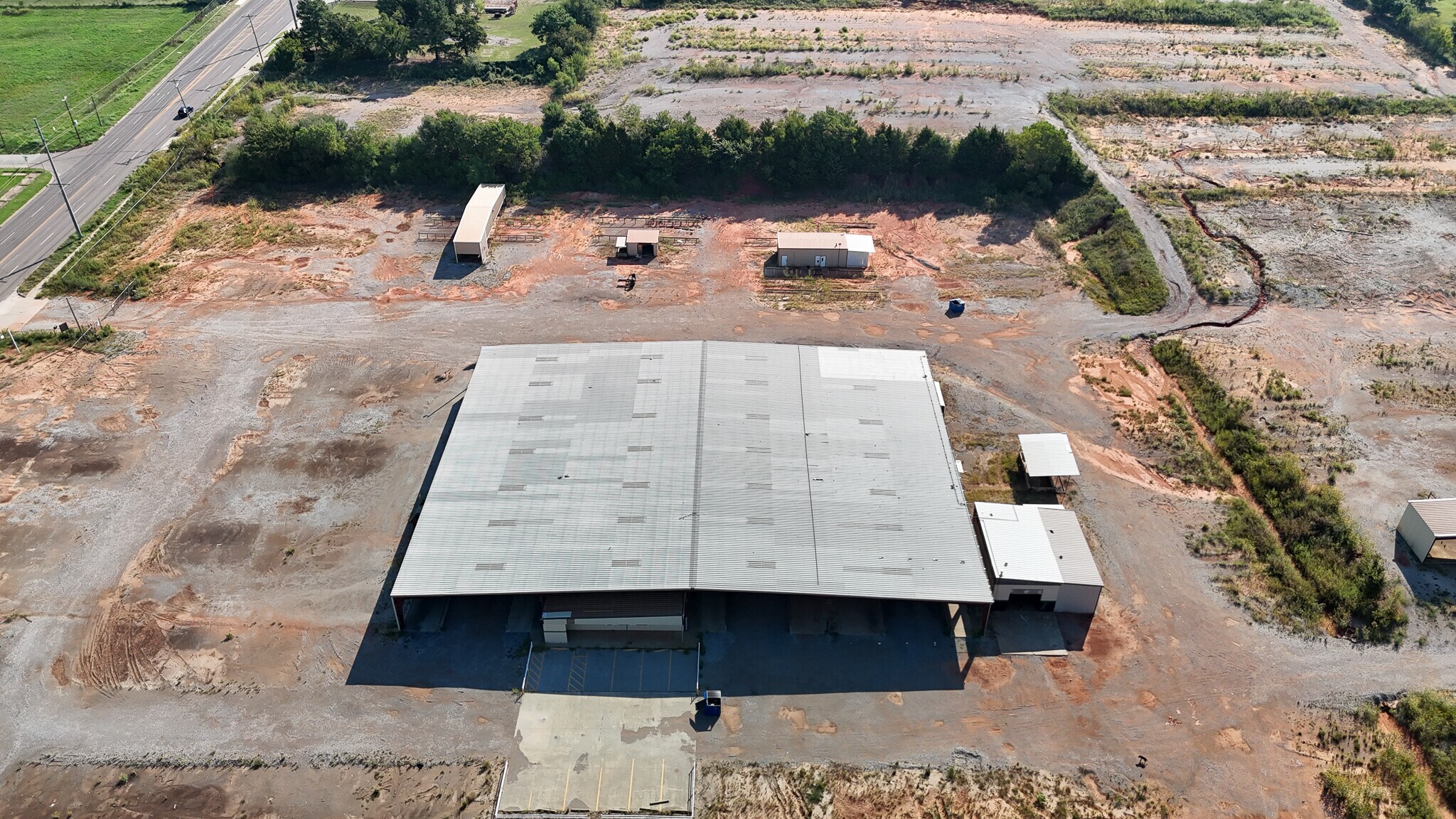 1800 Southeast 44th Street Portfolio portefeuille de 3 biens à vendre sur LoopNet.fr Photo principale– Image 1 sur 3