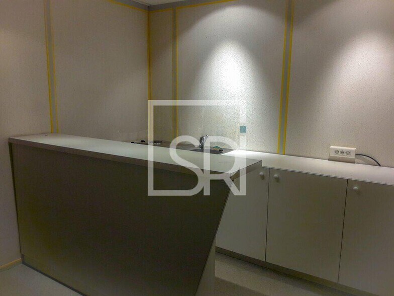 Bureau dans Clermont-Ferrand à louer - Photo intérieure – Image 3 sur 18