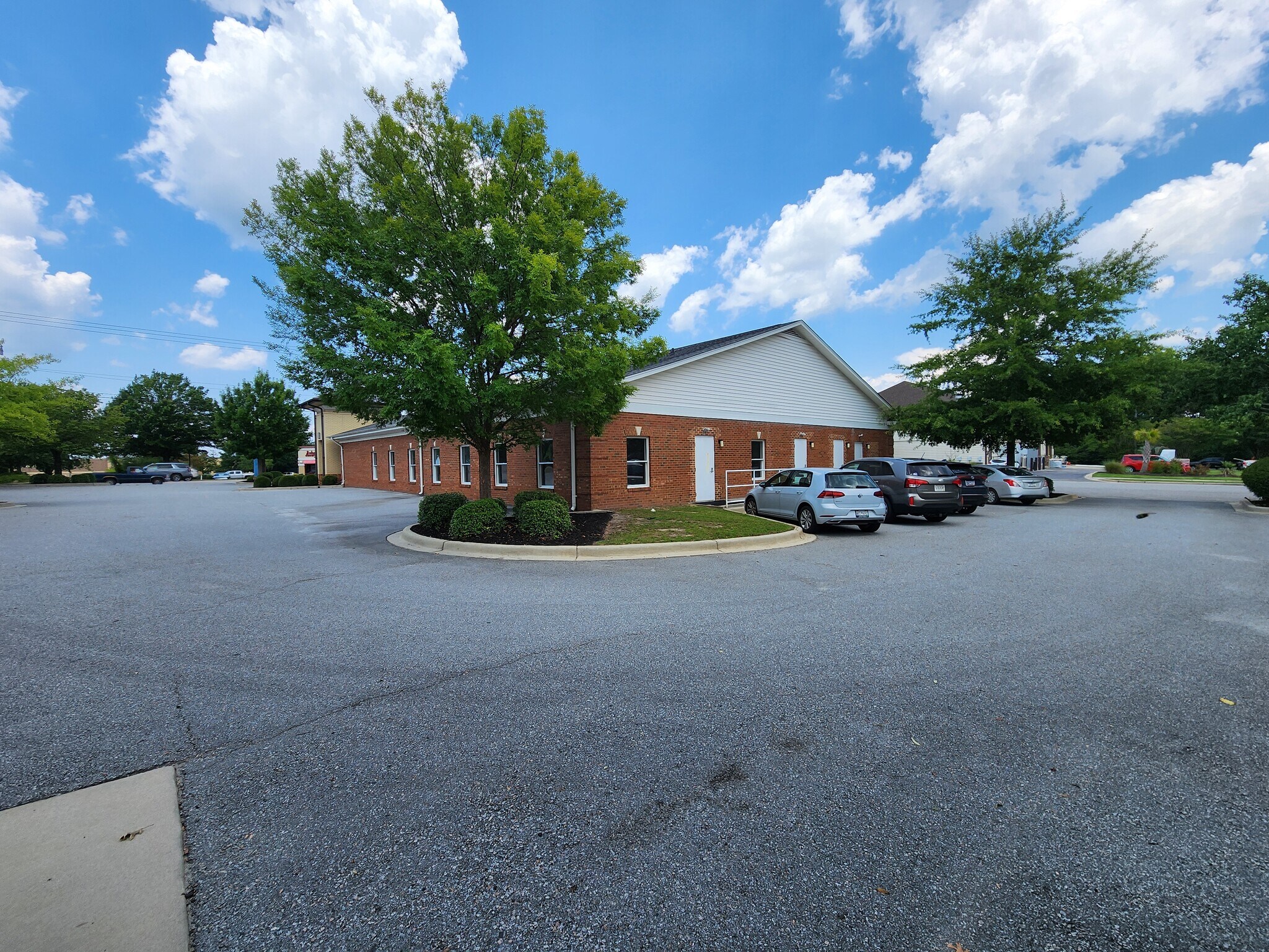 5551 Sunset Blvd, Lexington, SC à louer Photo de l’immeuble– Image 1 sur 12