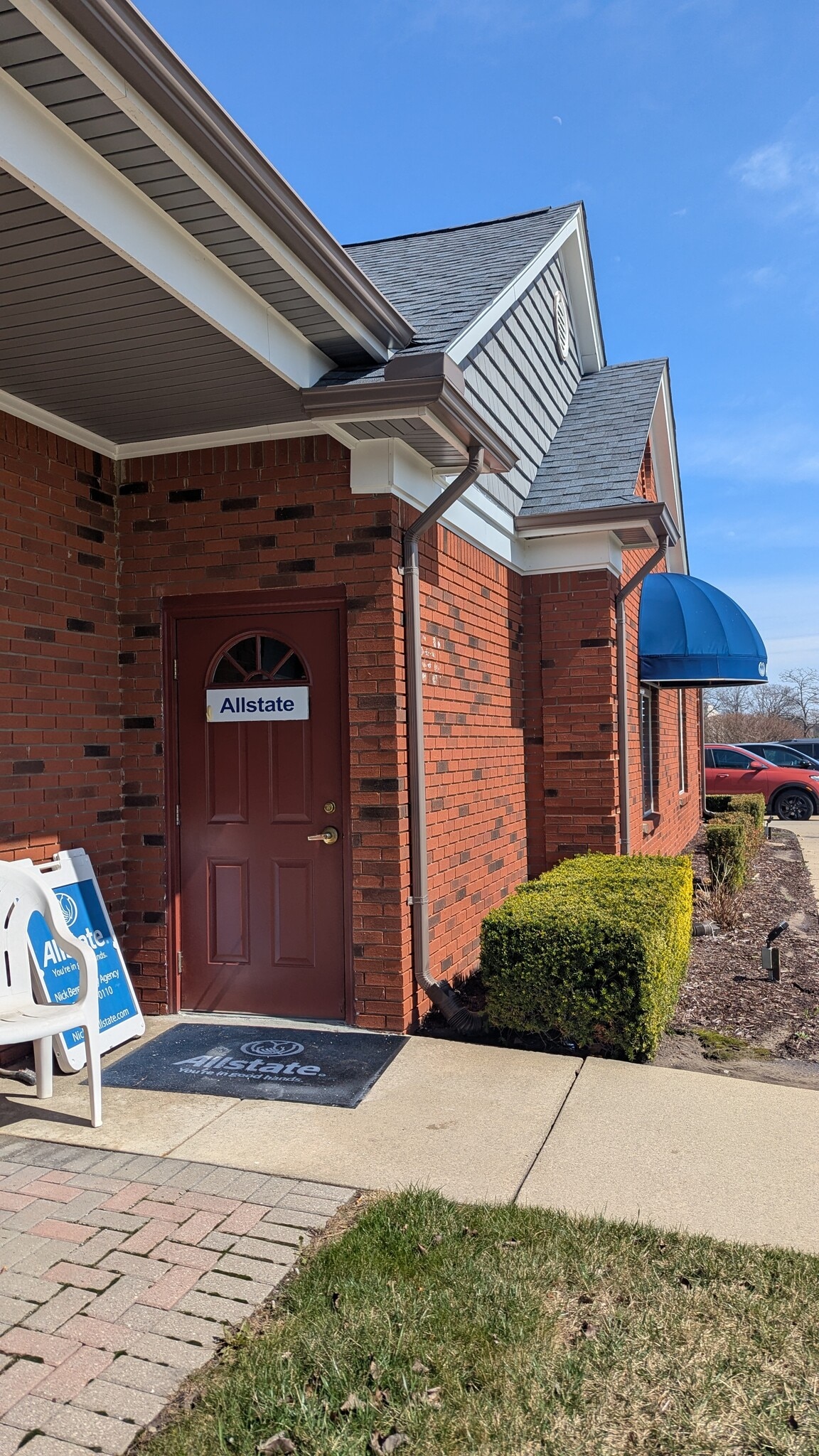 44720 Hayes Rd, Clinton Township, MI à louer Photo de l’immeuble– Image 1 sur 1