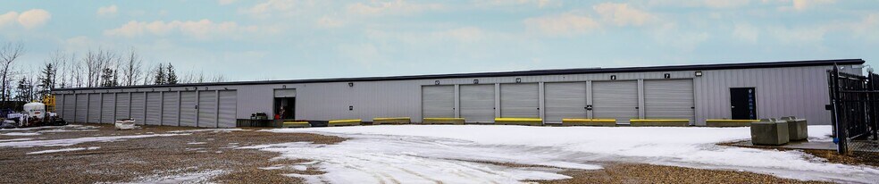 952 Boulder Blvd, Stony Plain, AB à vendre - Photo de l’immeuble – Image 2 sur 8