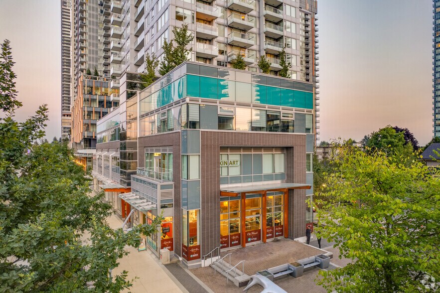 6060 Silver Dr, Burnaby, BC à louer - Photo principale – Image 1 sur 15