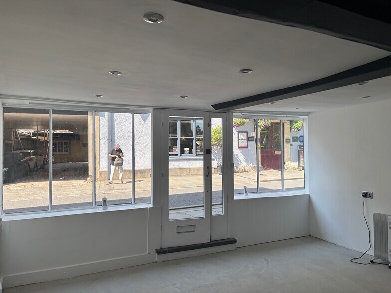 14 Sadler St, Wells à louer - Photo de l’immeuble – Image 3 sur 7