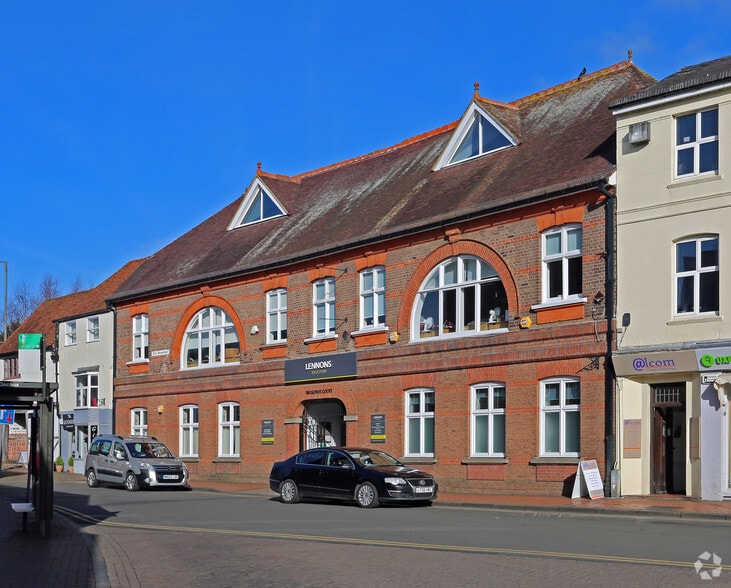 High St, Chesham à louer - Photo principale – Image 1 sur 4