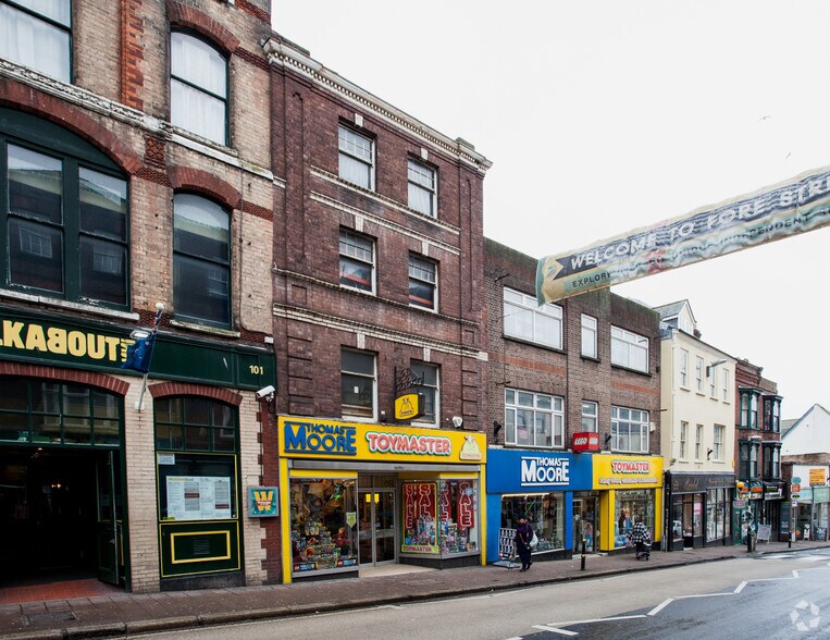 102-104 Fore St, Exeter à vendre - Photo de l’immeuble – Image 2 sur 5