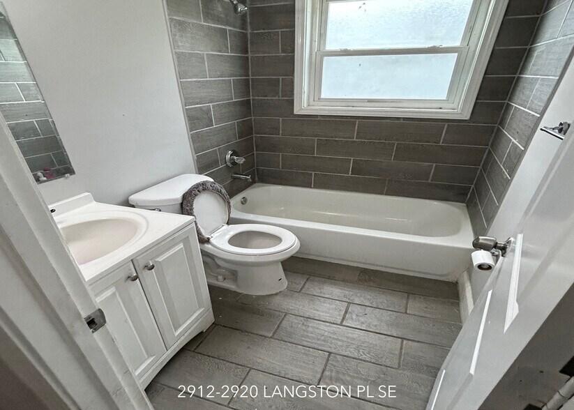 2912-2920 Langston Pl SE, Washington, DC à vendre - Photo intérieure – Image 2 sur 4