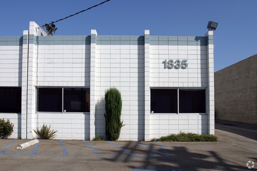 1835 W 169th St, Gardena, CA à vendre - Photo de l’immeuble – Image 2 sur 5