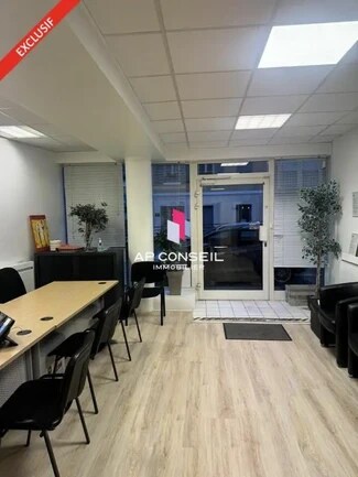 Plus de détails pour Bureau à vendre