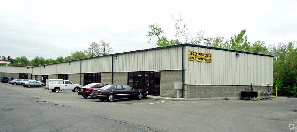 8030 Reading Rd, Cincinnati, OH à vendre - Photo principale – Image 1 sur 2