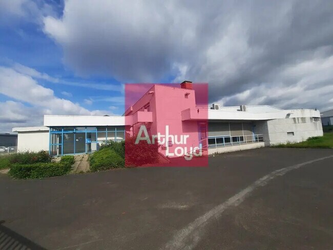 Plus de détails pour Local d’activités à vendre