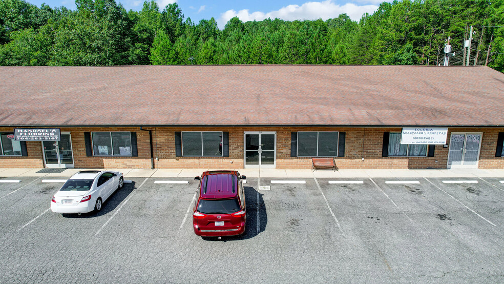 524-528 Nc-27 Hwy, Stanley, NC à louer - Photo de l’immeuble – Image 2 sur 11