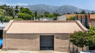 Plus de détails pour 3937 Foothill Blvd, La Crescenta, CA - Local d’activités à vendre