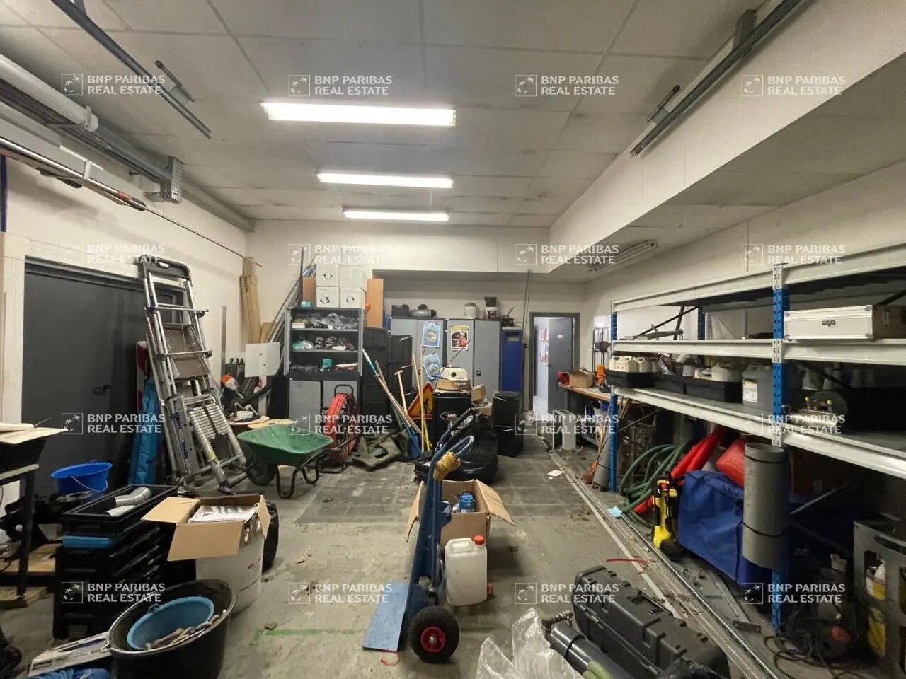 Local d’activités dans Fretin à louer Photo intérieure– Image 1 sur 10