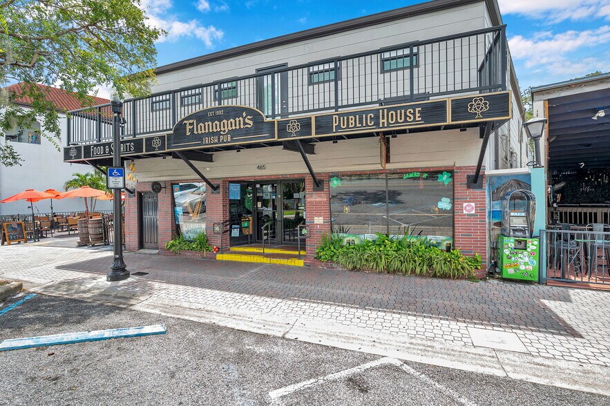 465 Main St, Dunedin, FL à vendre - Photo de l’immeuble – Image 3 sur 12