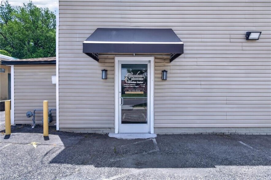 2546 Ballentine Blvd, Norfolk, VA à vendre - Photo de l’immeuble – Image 3 sur 18