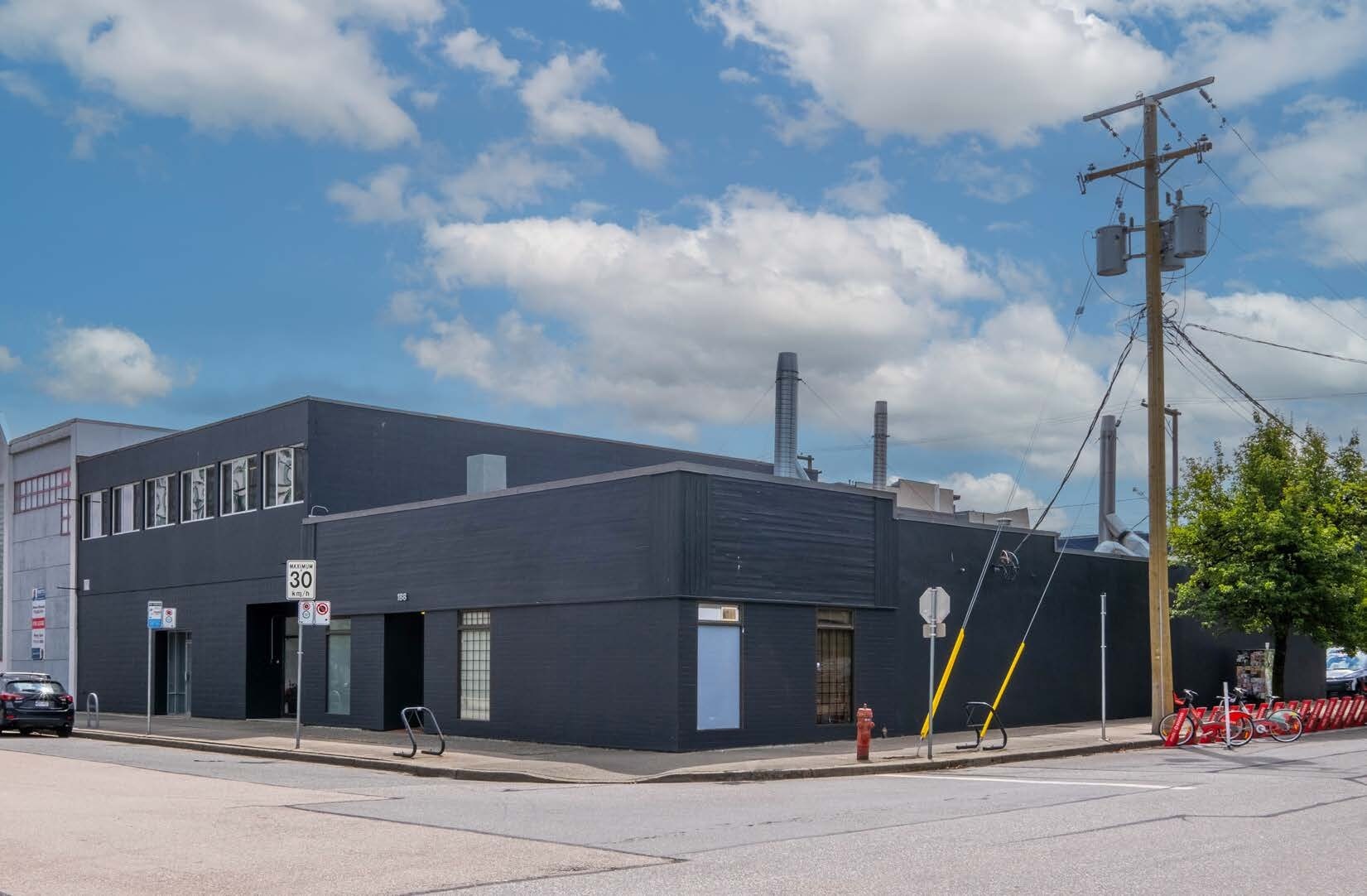 188 5th Av W, Vancouver, BC à vendre Photo de l’immeuble– Image 1 sur 6