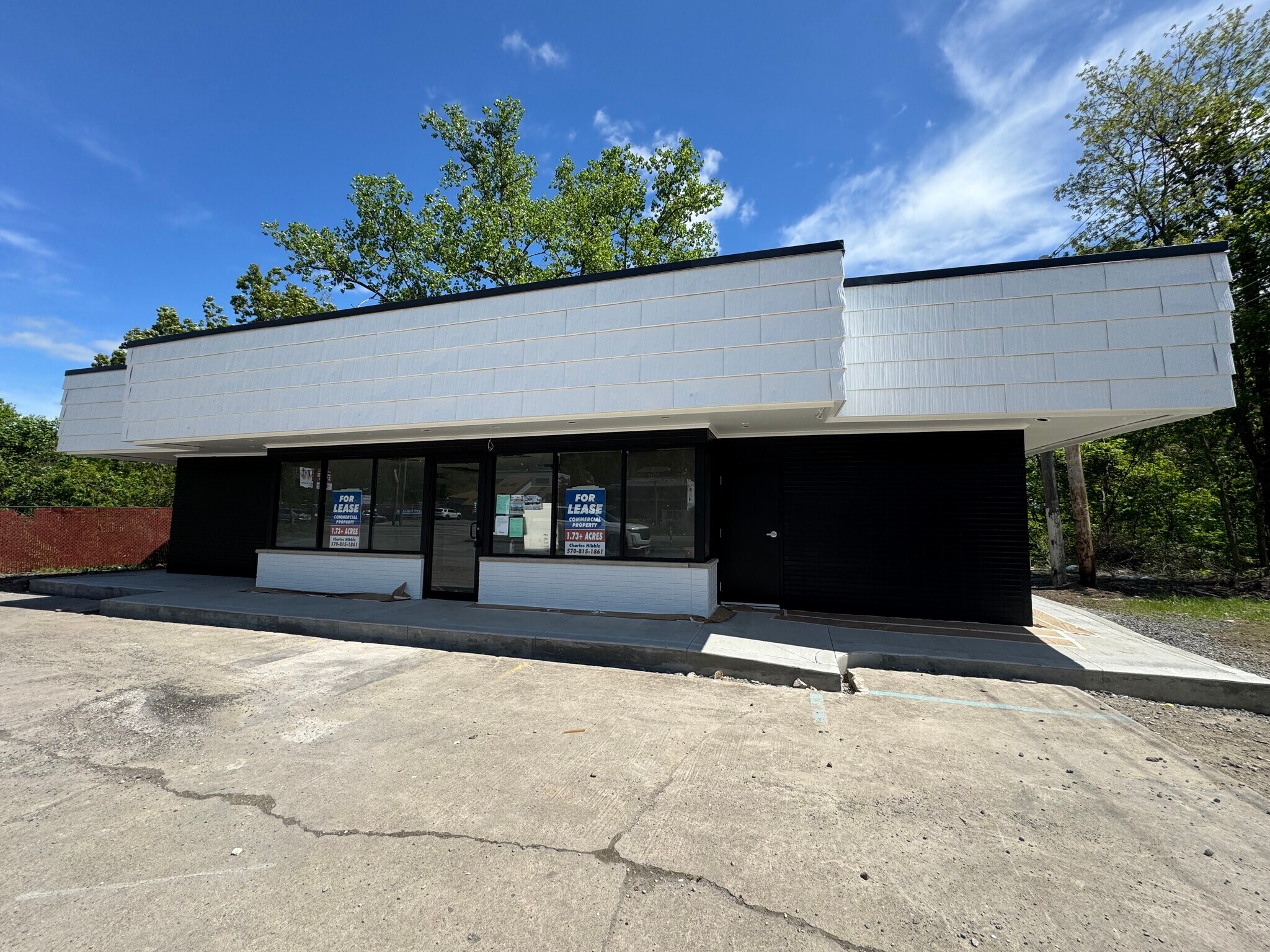 1610 Scranton Carbondale Hwy, Dickson City, PA à louer Photo de l’immeuble– Image 1 sur 6