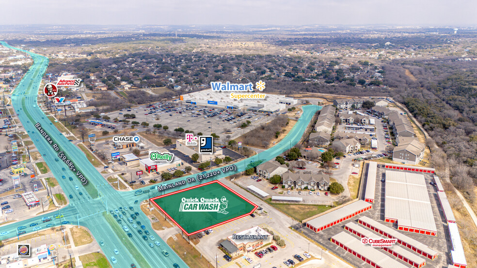 7998 Bandera Rd, San Antonio, TX à vendre - Photo de l’immeuble – Image 3 sur 6