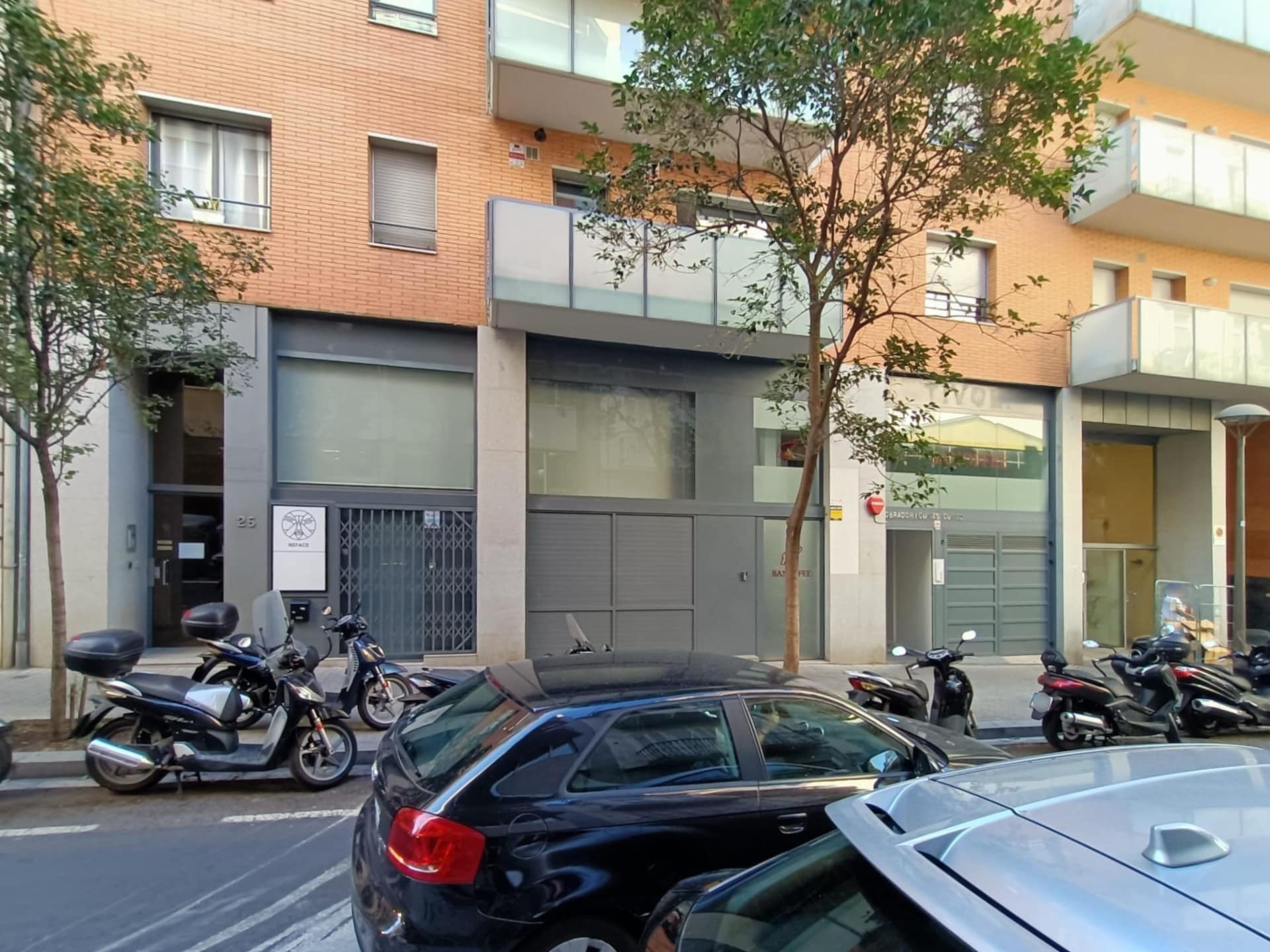 Local commercial dans Barcelone, Barcelona à louer Photo intérieure– Image 1 sur 16