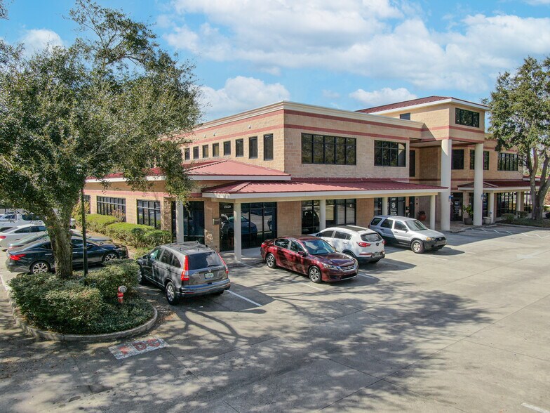 13250 N 56th St, Temple Terrace, FL à louer - Photo de l’immeuble – Image 3 sur 9