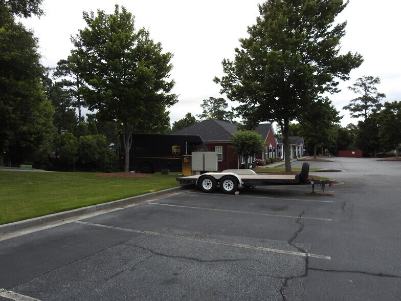 1050 Shiloh Rd NW, Kennesaw, GA à louer - Photo de l’immeuble – Image 3 sur 15