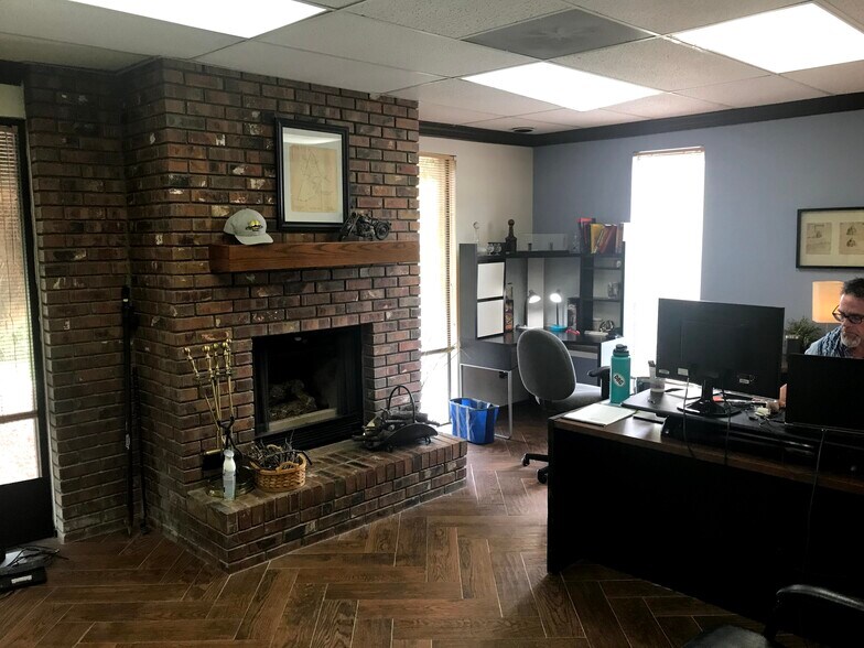 410 E Southern Ave, Tempe, AZ à louer - Photo intérieure – Image 3 sur 26
