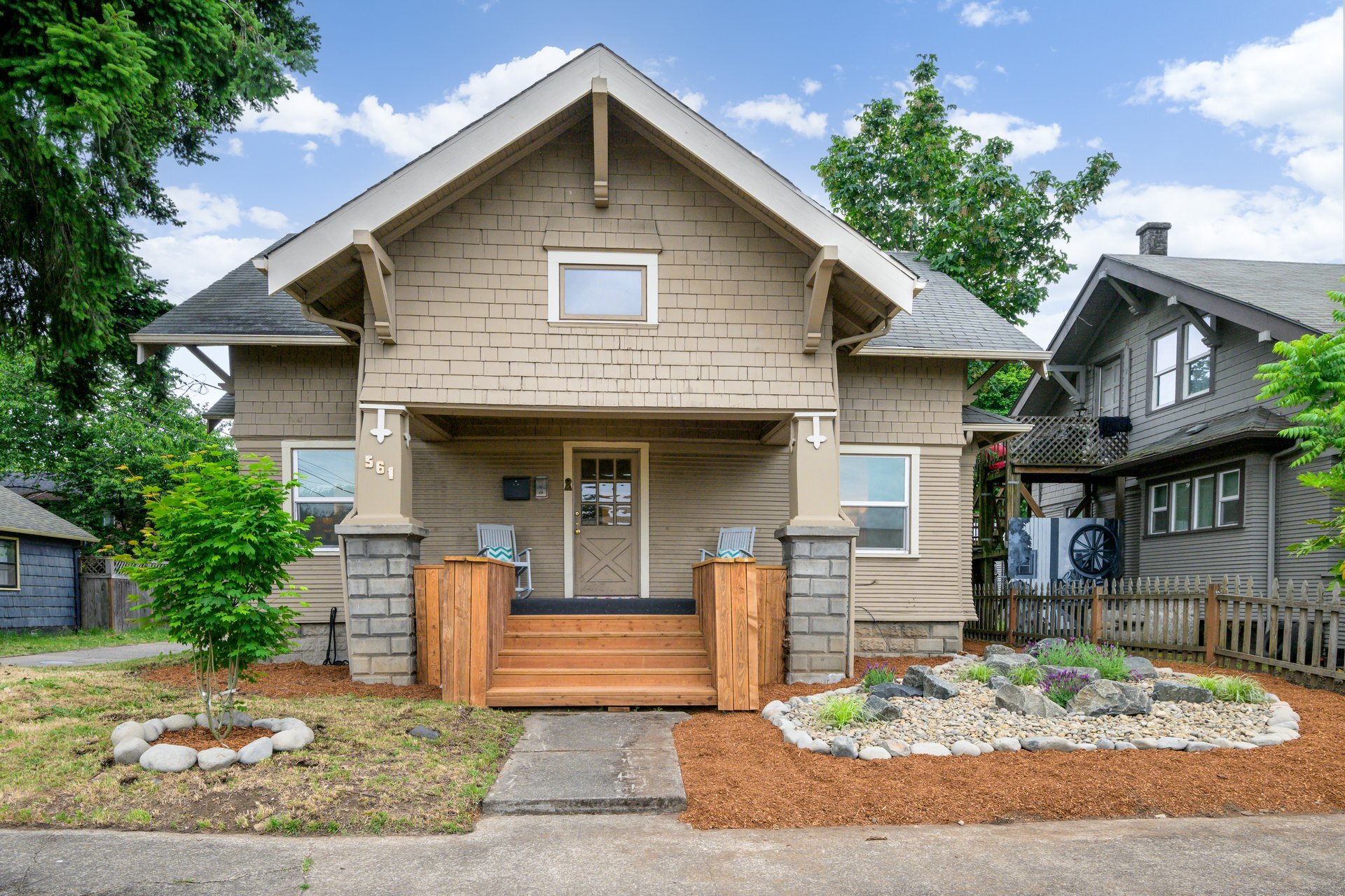 561 Madison St, Eugene, OR à vendre Photo principale– Image 1 sur 29